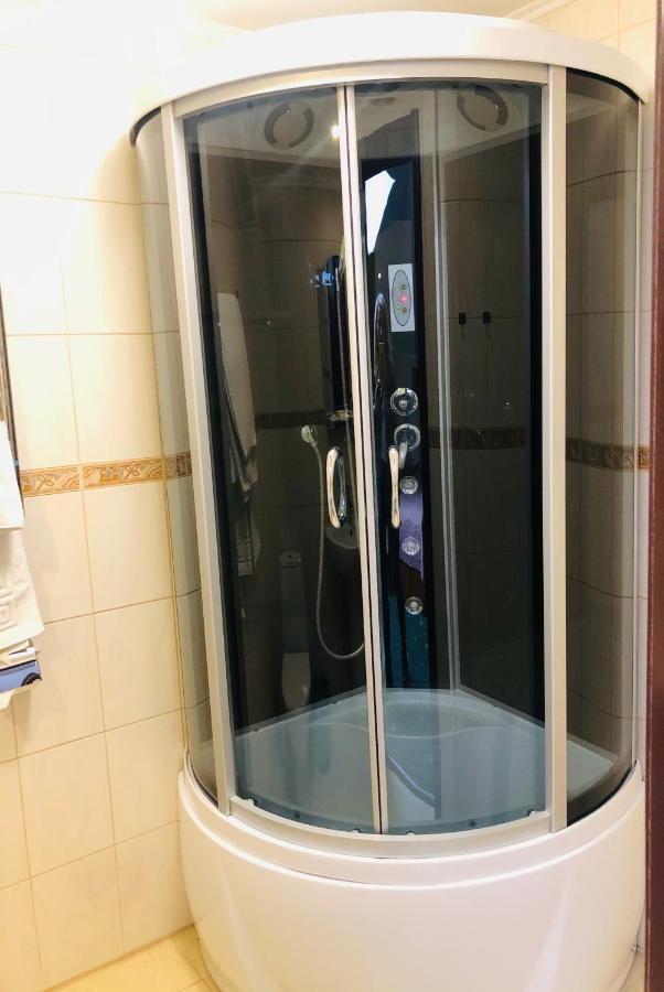 Hotel Т2 Киев Екстериор снимка